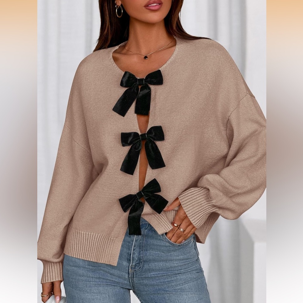 Stylish Beige Cardigan with‎ Black Bow Details